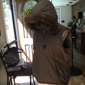 Puffer down vest